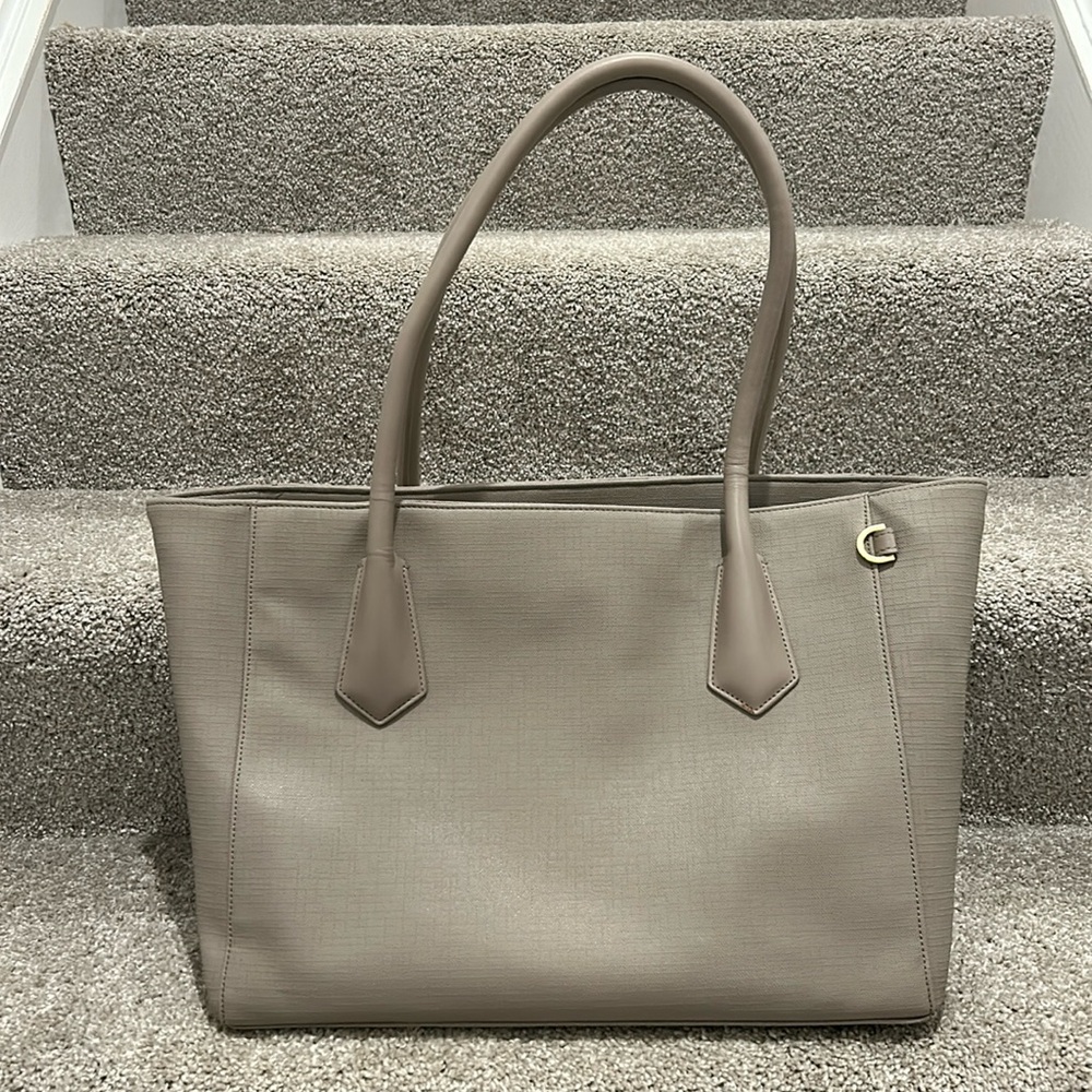 Dagne Dover Legend Tote - Taupe.